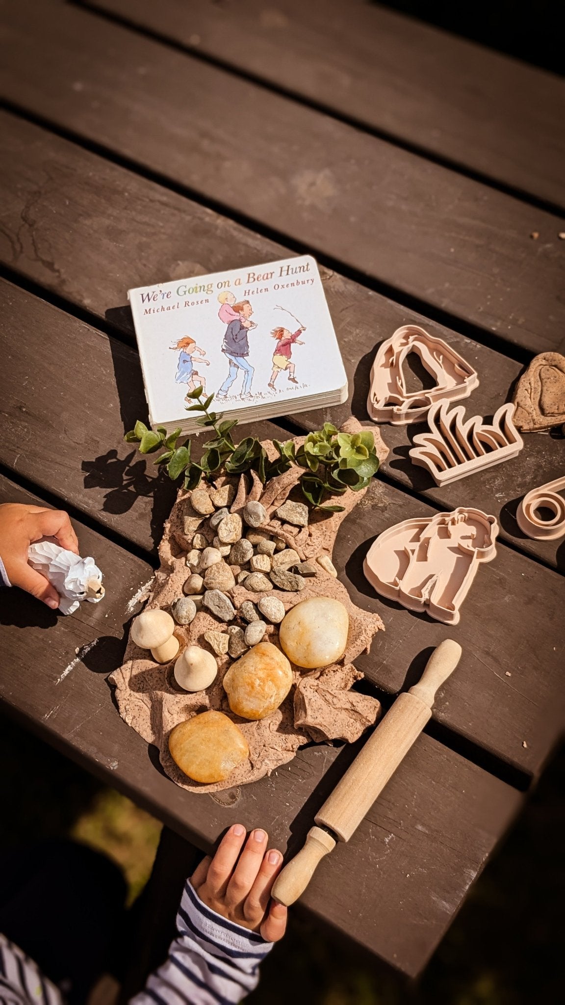 Going on a bear hunt || EcoCutter Collection - CJECOPLAY Inc.