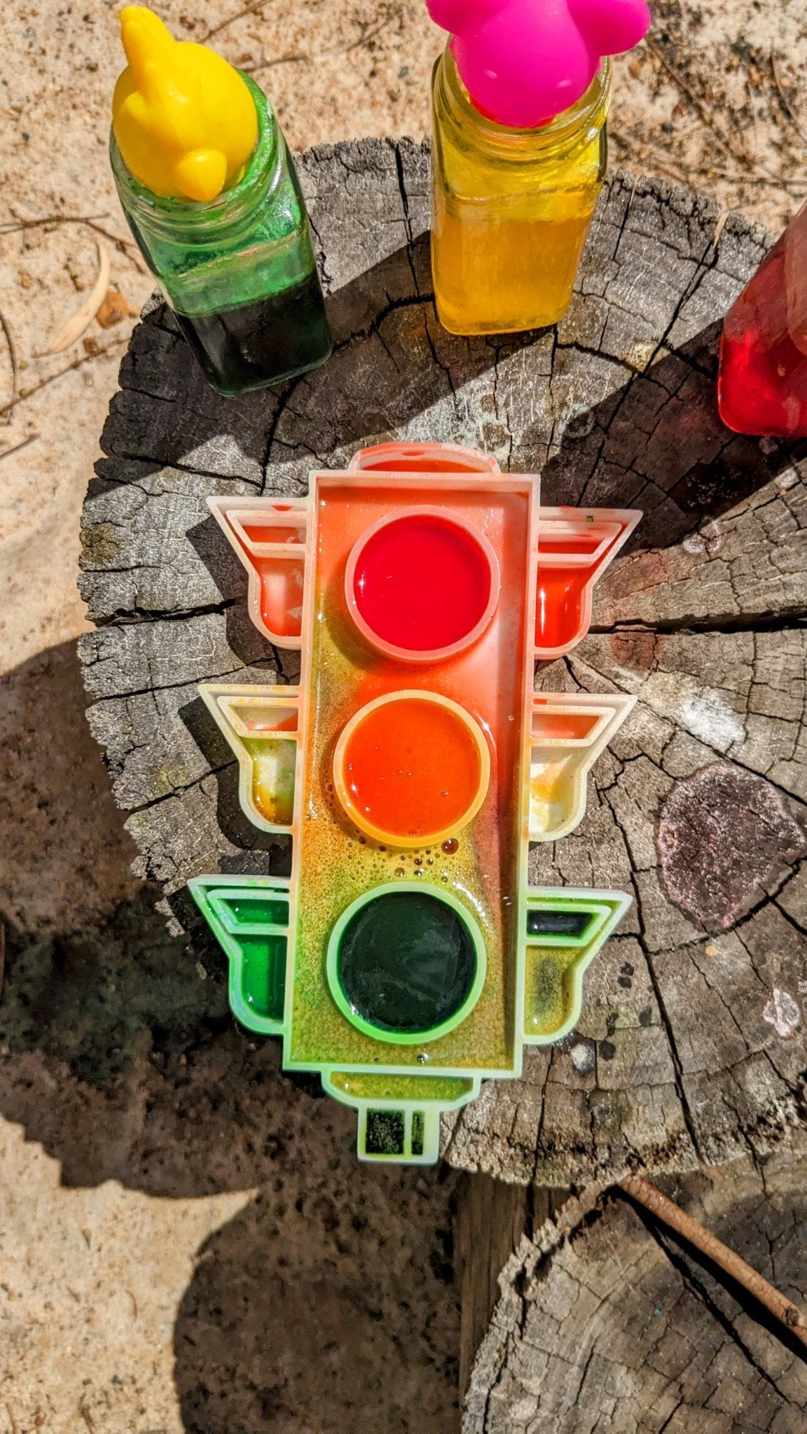 Traffic Light EcoTray - CJECOPLAY Inc.